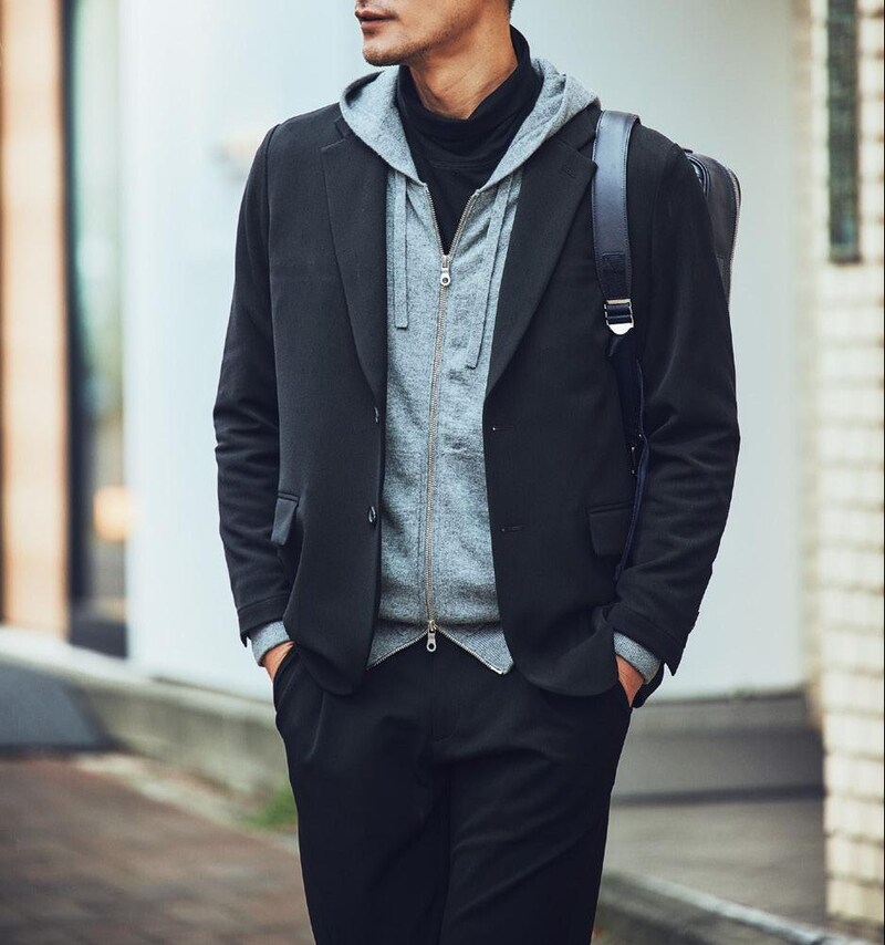 「ユナイテッドトウキョウ/アウトラストベーシックジャケット/スラックス」NASA採用の高機能素材で体温を快適にコントロール