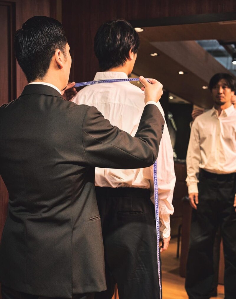 麻布テーラー／オーダー3Pスーツ　綿密な採寸とカウンセリングで一生モノスーツを作る！