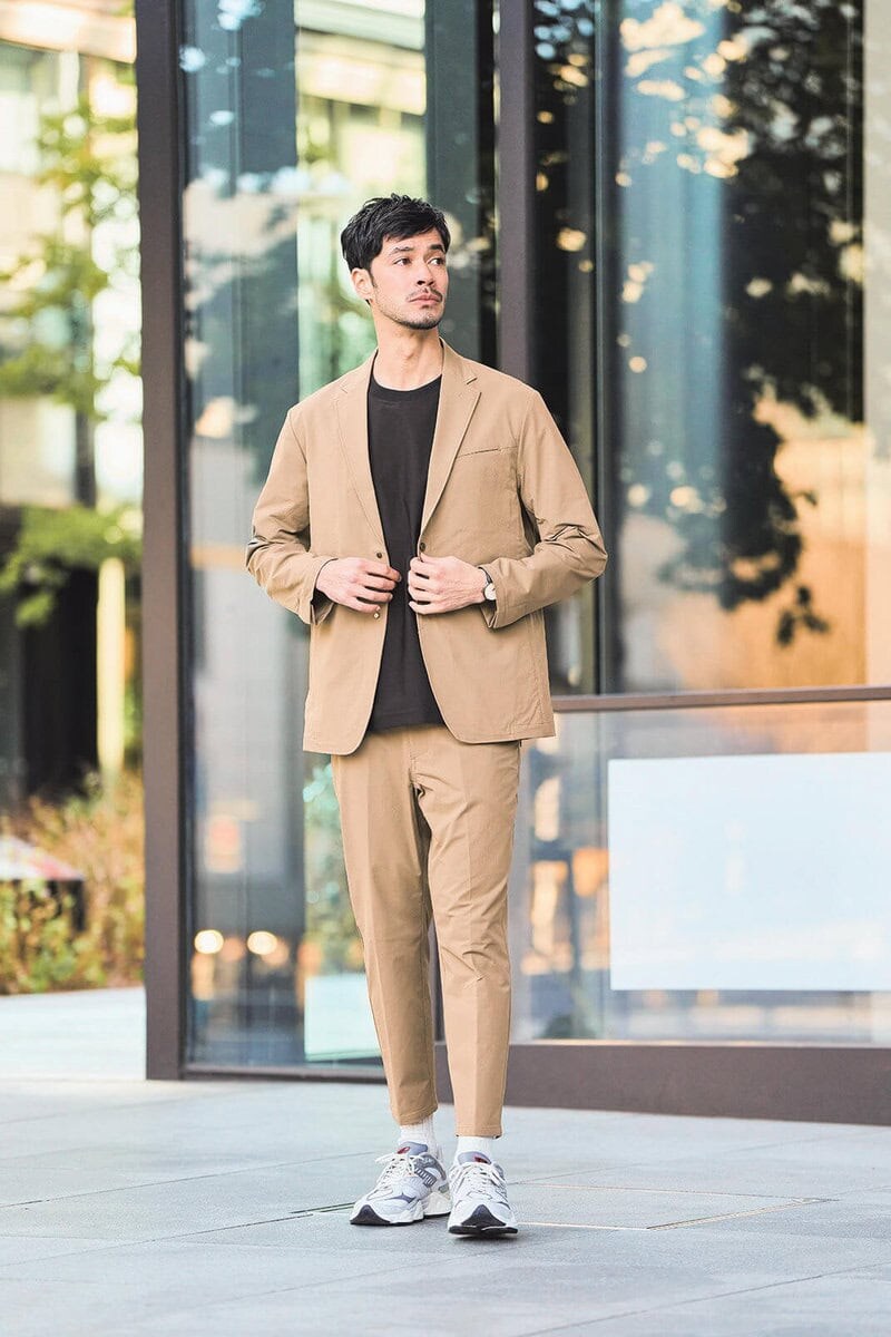 仕事も休日もこれ一着で完璧！