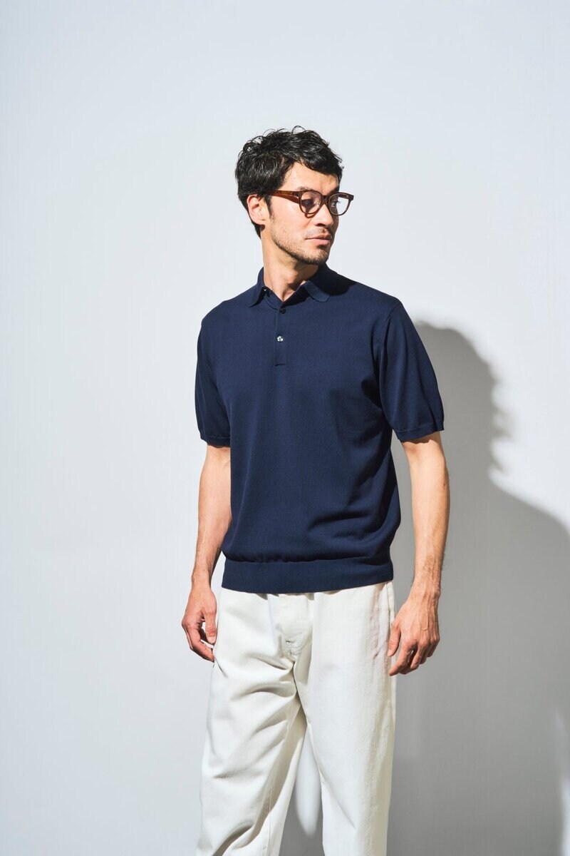 肩から袖付け部分の作りはイタリア仕込みの仕立て