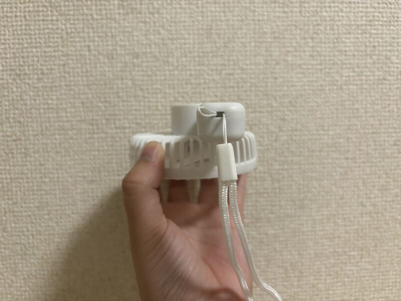 キャンドゥには落下防止として、ストラップがついている