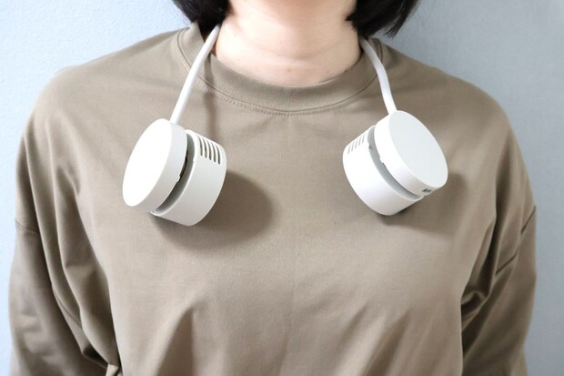 送風口を自分に向けるなど自在に調整できる