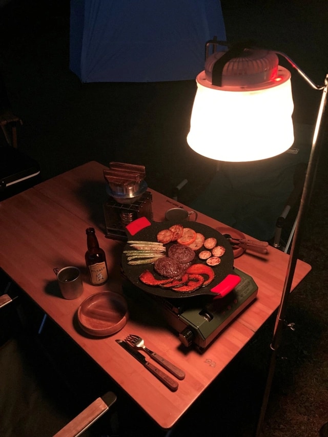 「Andon Wafuu」は卓上、吊り下げのどちらでも使える2WAY仕様