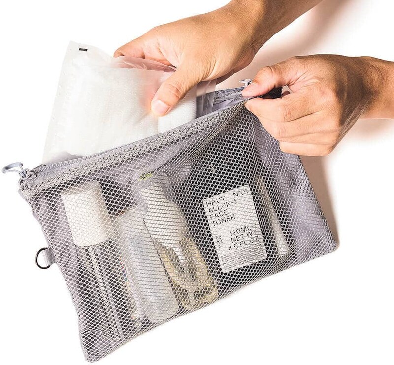 ポリエステル ダブルファスナーケース
￥690