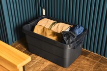 【無印良品】「隠す収納」で季節モノも重いモノもスッキリ片づく！無印マニア実践“最新収納アイテム”のリアルな活用法3選