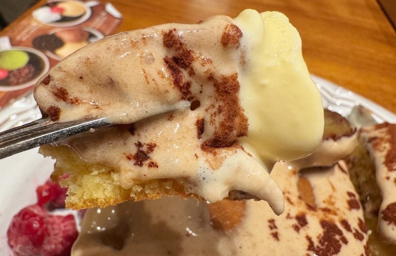 トッピングの栗や、バニラアイスと一緒に食べてもまた味わいが変わって美味しい