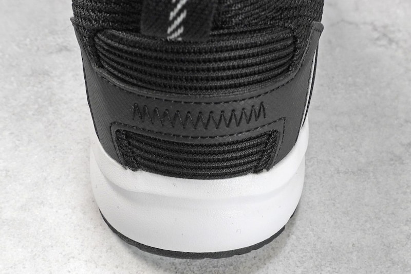 ワークマン アスレシューズエピオン ￥1,500 商品番号SG320 管理番号53553