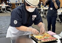 【くら寿司の“世界一”が決まる】5.5万人の頂点を決める「くらワンGP」に潜入！国内外550店舗が挑んだ世界大会の行方は？