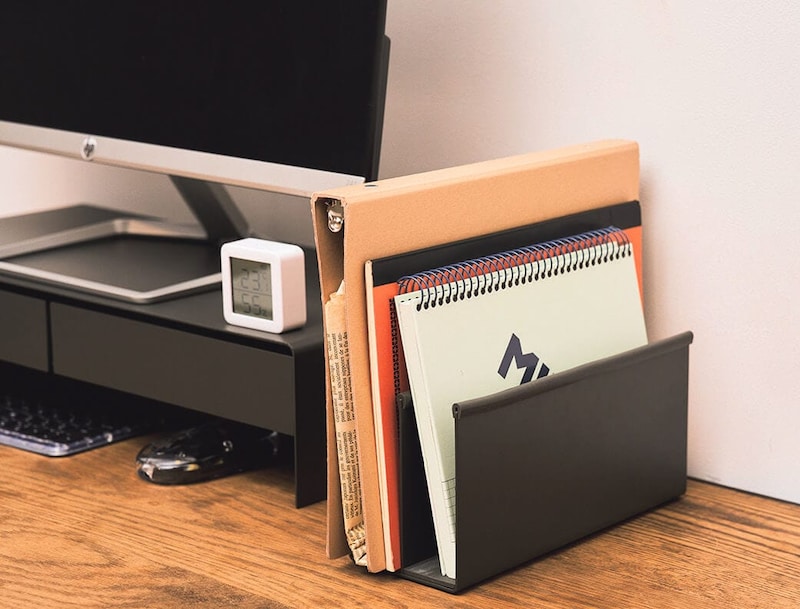 スチール仕切りスタンド・2仕切・ダークグレー ￥2,490