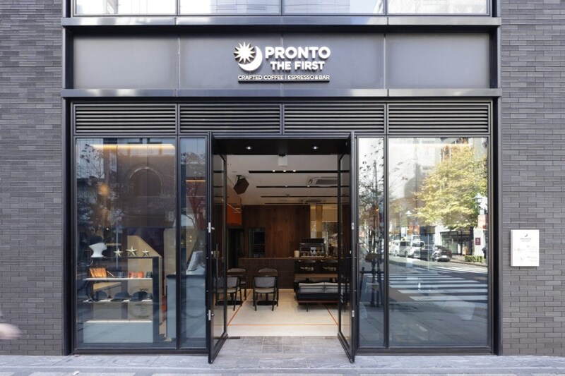 銀座の喧騒を忘れる、洗練されたCRAFTED COFFEE