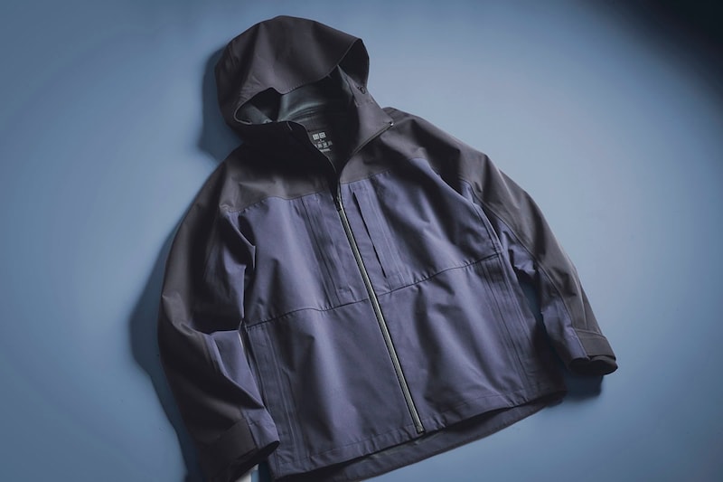 ユニクロの高機能ソフトシェル「ブロックテックパーカ」