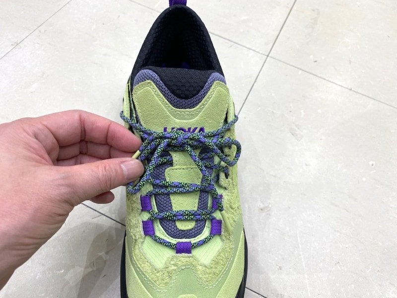 アッパーには「GORE-TEX® invisible Fit」を採用