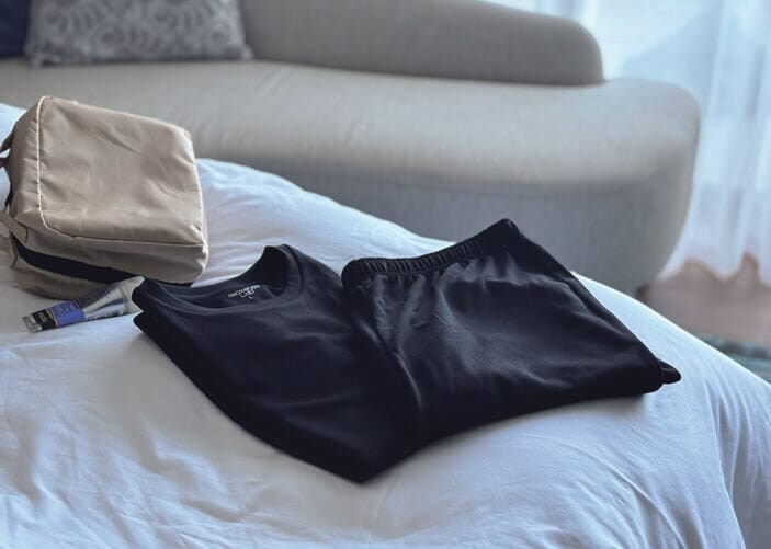 『リカバリープロラボ疲労回復ウェア』New！長袖・ロングパンツ上下セット
￥9,900（税込）／サイズ：L／カラー：ブラック