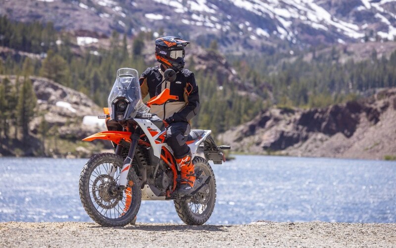 気軽に冒険を楽しめるKTMのミドルクラスアドベンチャー「390 ADVENTURE R」