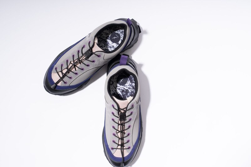 LEAVES  GRAY  ￥24,200