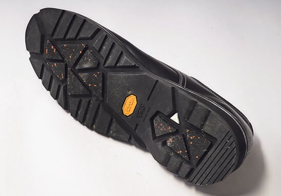 氷の上でも滑りにくい