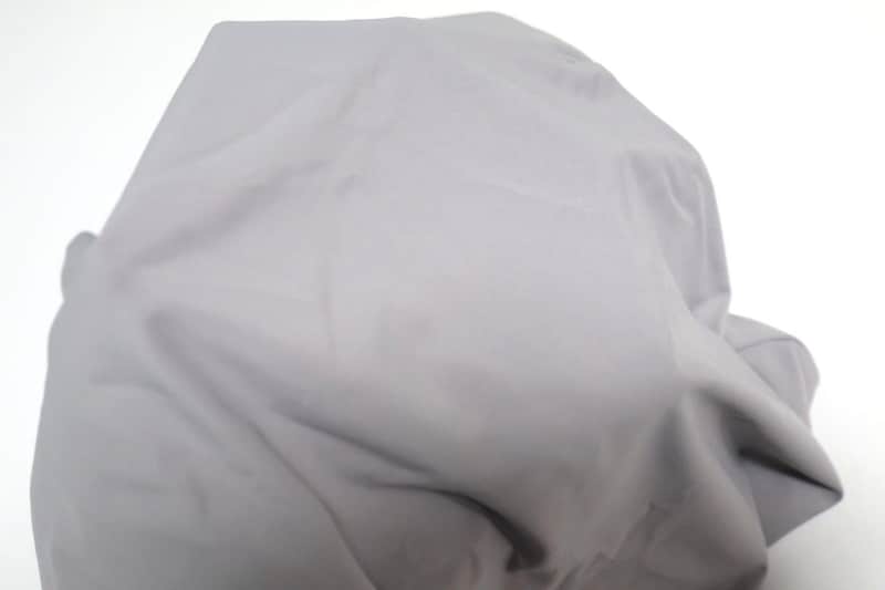 カバーはかなりもっちりした独特の触感