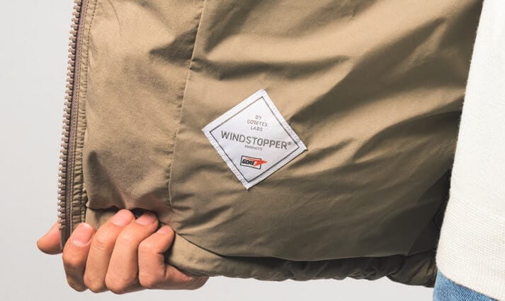 快適性を高める高機能な裏地を採用