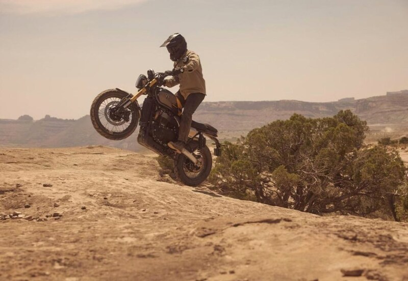 足まわりが強化され、走破性がアップしたスクランブラー900