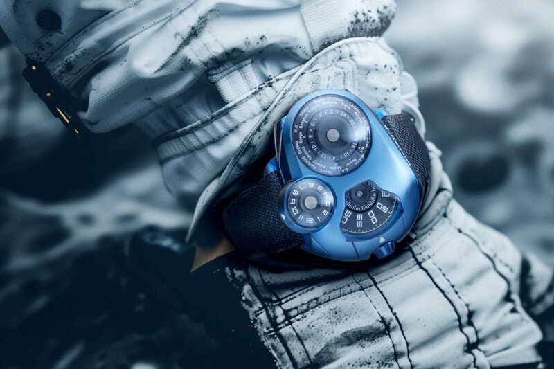 【宇宙への憧れを腕元に！】パリ発ウォッチブランド「スペースワン」が新たな機械式時計をローンチ！宇宙船を思わせるケースデザインと回転ディスクで世界の時を読む