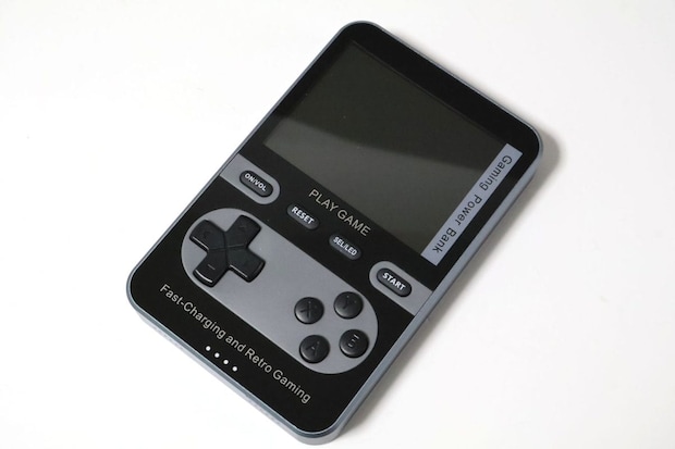 本体はゲームボーイのようなデザイン