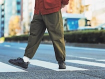 【ワークマン】3990円の救世主！履くだけで運動不足解消!? 広報イチ推し「魔法のスニーカー」を徹底解説