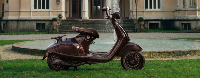 息を呑む、エレガントな佇まいが魅力の「ベスパ 946 Horse」