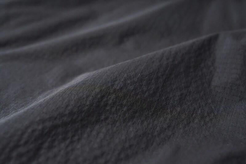 環境にも配慮した高性能生地を採用