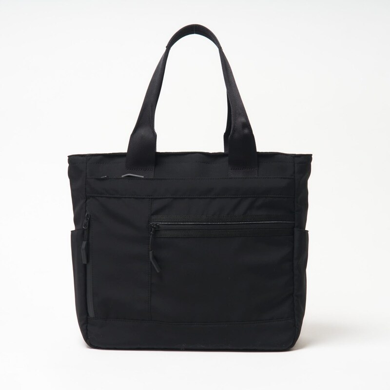 ユニバーサルランゲージの13ポケットバッグ