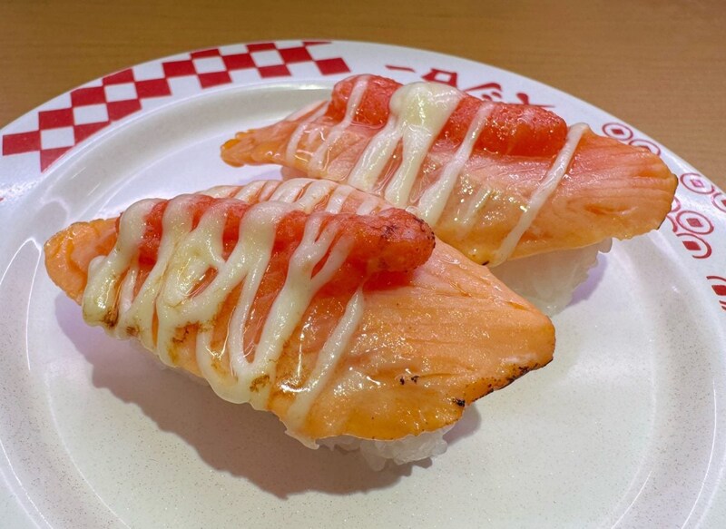 ジョジョの奇妙な冒険コラボ限定ピック付き サーモン明太子マヨ炙り
