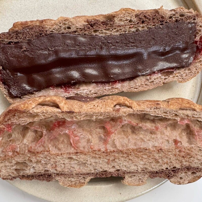 チョコとラズベリーがたっぷり