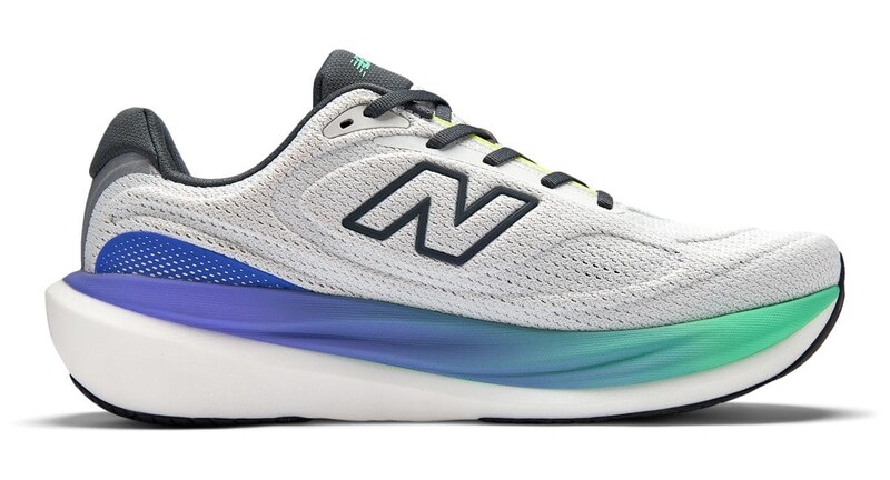 ニューバランス「1080v15（Men）」￥22,000／5色展開
