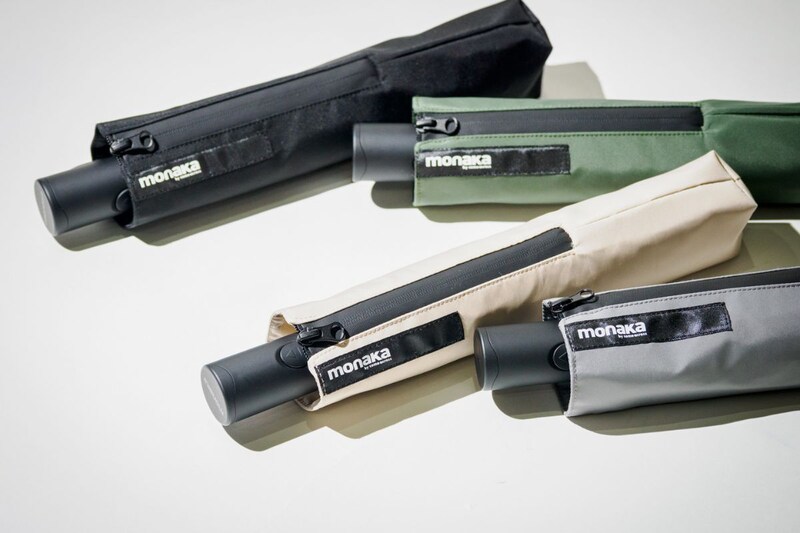 モナカ「monaka 形態安定・折りたたみ傘」手開きタイプ¥4,290、自動開閉タイプ¥4,950