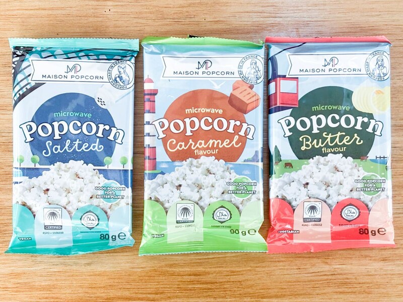 【業スー】の海外モノお菓子が凄すぎる! レンチンで完成するポップコーンは3種のフレーバー!