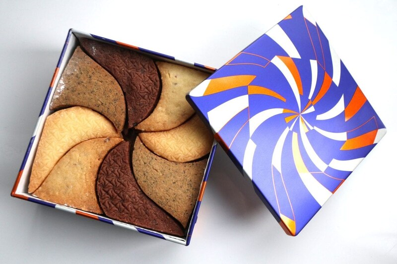 「しろいし洋菓子店」で人気のクッキー缶