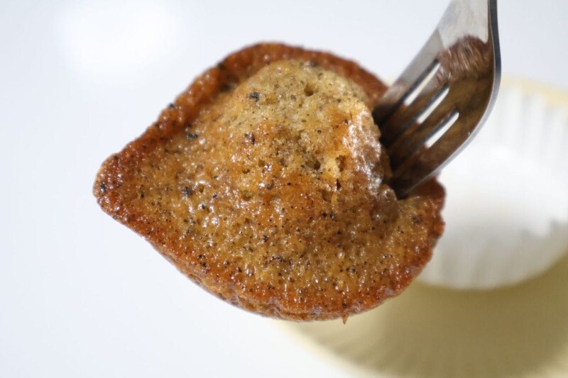 じゅわっと紅茶の滴るような味わいが広がる『TeaDrop.』のティードロップケーキ