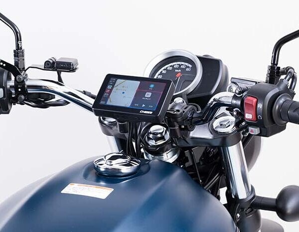 ネイキッドモデルへの装着例