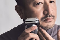 【6万円でも納得】「コレ、本当に最強」肌下-0.01mmまで剃れるのにヒリヒリしない。ブラウンの最高峰が別次元だった／No.1モノ雑誌編集長が選ぶ『センスがいい家電』Vol.7