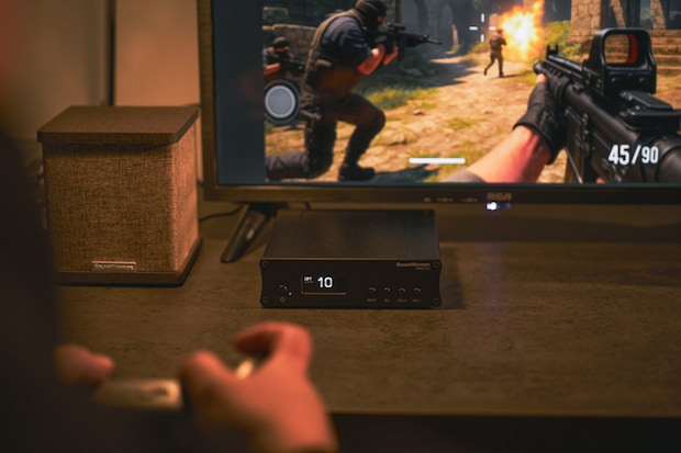 「SW TV Plus」を接続することで、ゲームの迫力ある効果音がぐっとリアルで鮮明に、浮き上って聴こえてきます