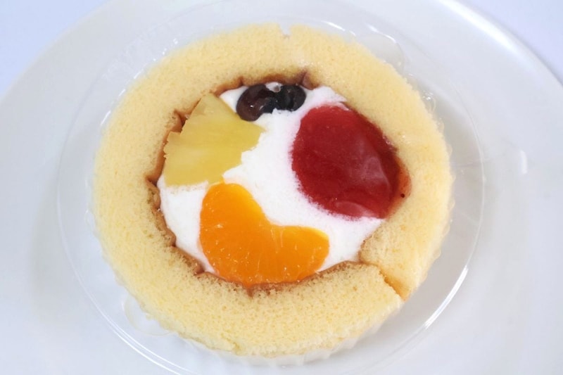 「Uchi Café 白くま風プレミアムロールケーキ」　