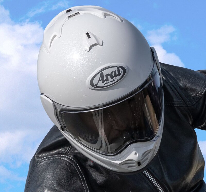 【アライの傑作】1つで2役こなす万能ヘルメット「TX STRADA」が買いな理由。オンロードもアドベンチャーもこれ1個で完結