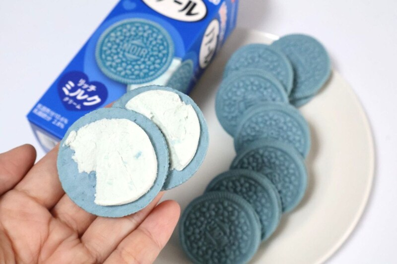 「ヤマザキビスケット しあわせを呼ぶ青いノアール リッチミルククリーム（8枚入り）」　