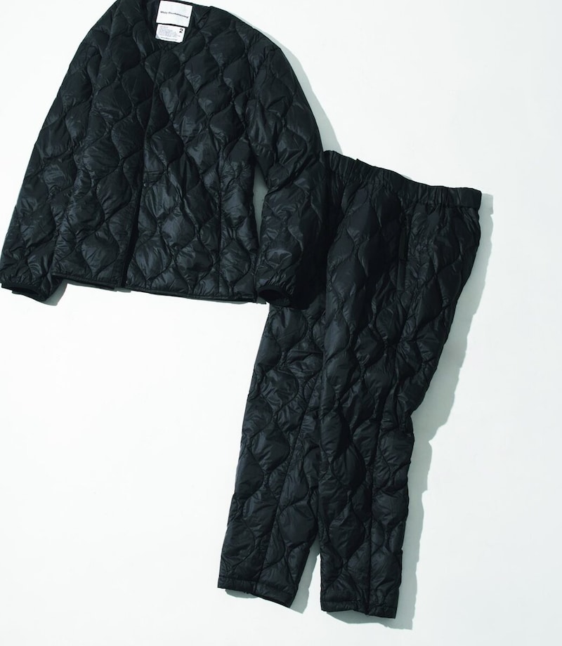 タイオン×ホワイトマウンテニアリング
ライト ダウン ジャケット ¥19,800
ライト ダウン パンツ ¥19,800