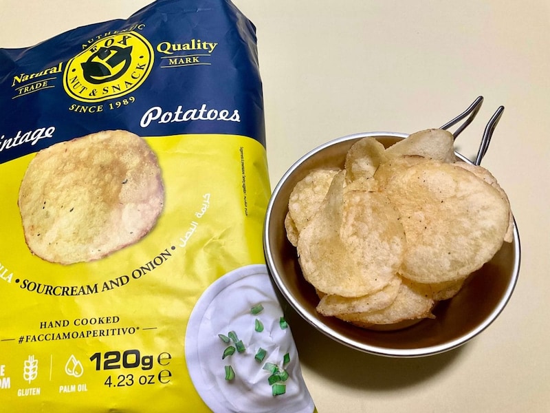 【成城石井】ポテチに583円は正気か？日本のポテチとは別物な“ご褒美系”海外ポテチ3種を食べ比べ