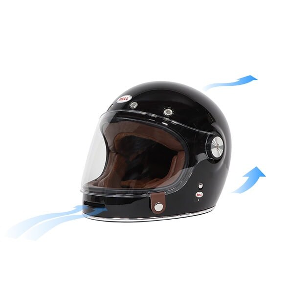 ヘルメット内の換気を行うベンチレーションシステムも搭載