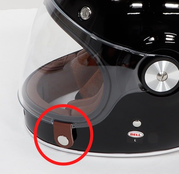 シールドを固定するためにマグネット式シールドリテンションシステム