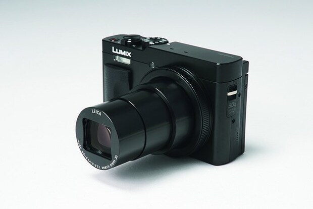 パナソニック
ルミックス TZ99　「スリムボディに光学30倍ズームを搭載」