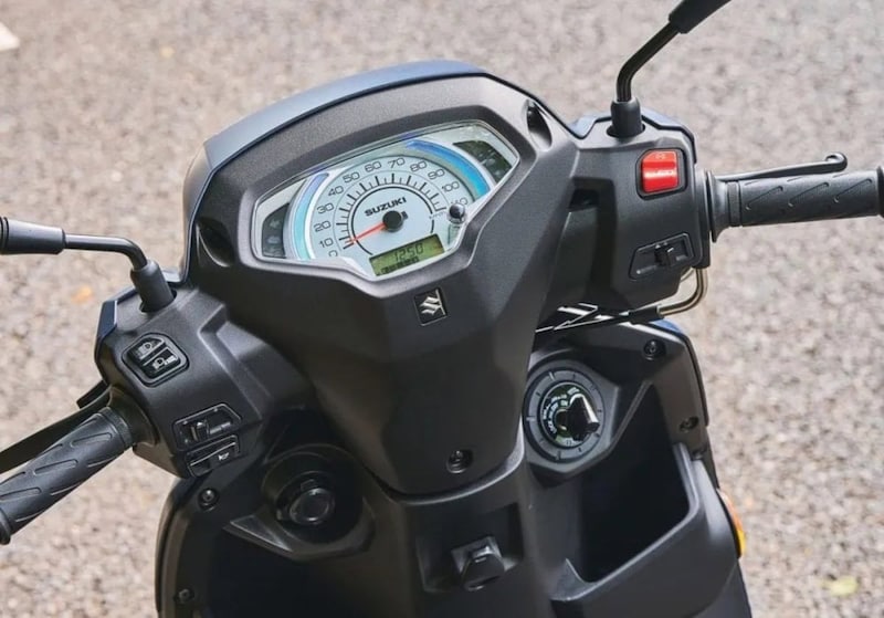 通勤最強「リッター50km超え」スズキのアヴェニス125、この出来で“30万円以下”は衝撃!スズキのアドレス125…ほか【スクーターの人気記事ランキングベスト3】(2026年1月版)