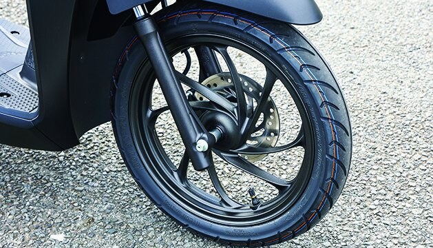ホンダ ディオ110 ライト　「ディスクブレーキの安心感」