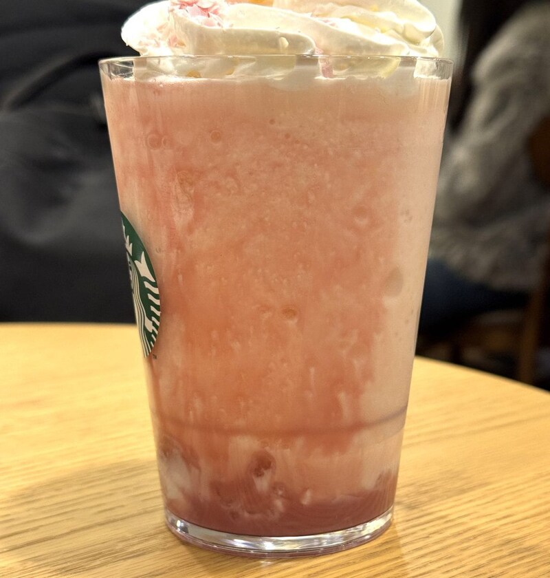 スターバックスコーヒー「桜 咲くよ 白桃 フラペチーノ」￥700（Tall）
